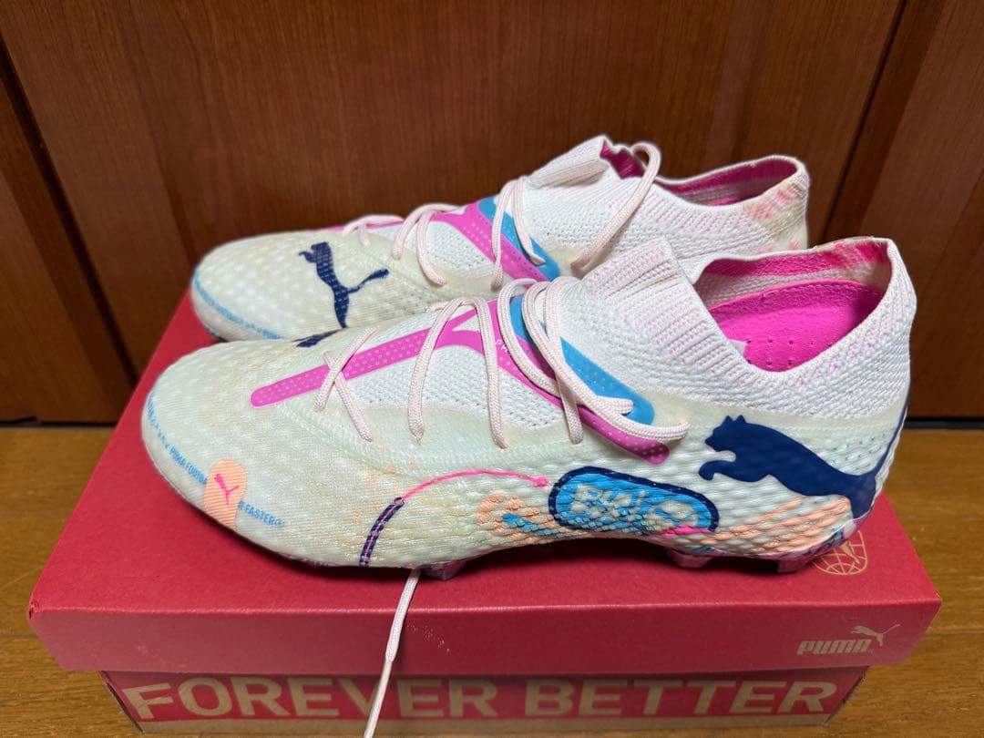 Puma サッカーシューズ・スパイク カラフルデザイン