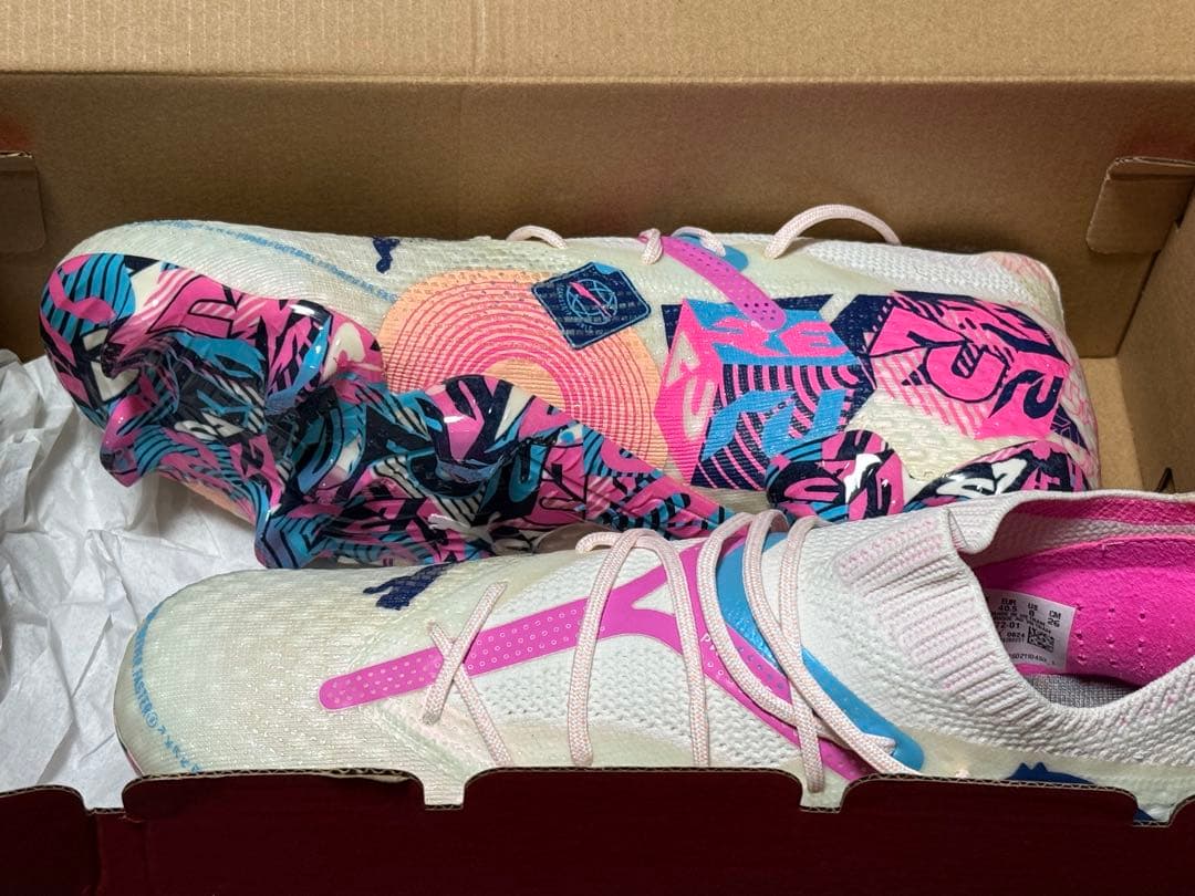 Puma サッカーシューズ・スパイク カラフルデザイン