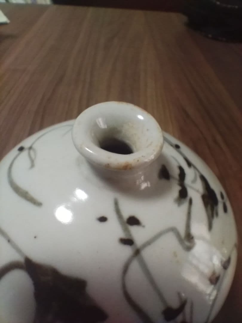 手描き模様の丸型陶器花瓶、油壺江戸後期。