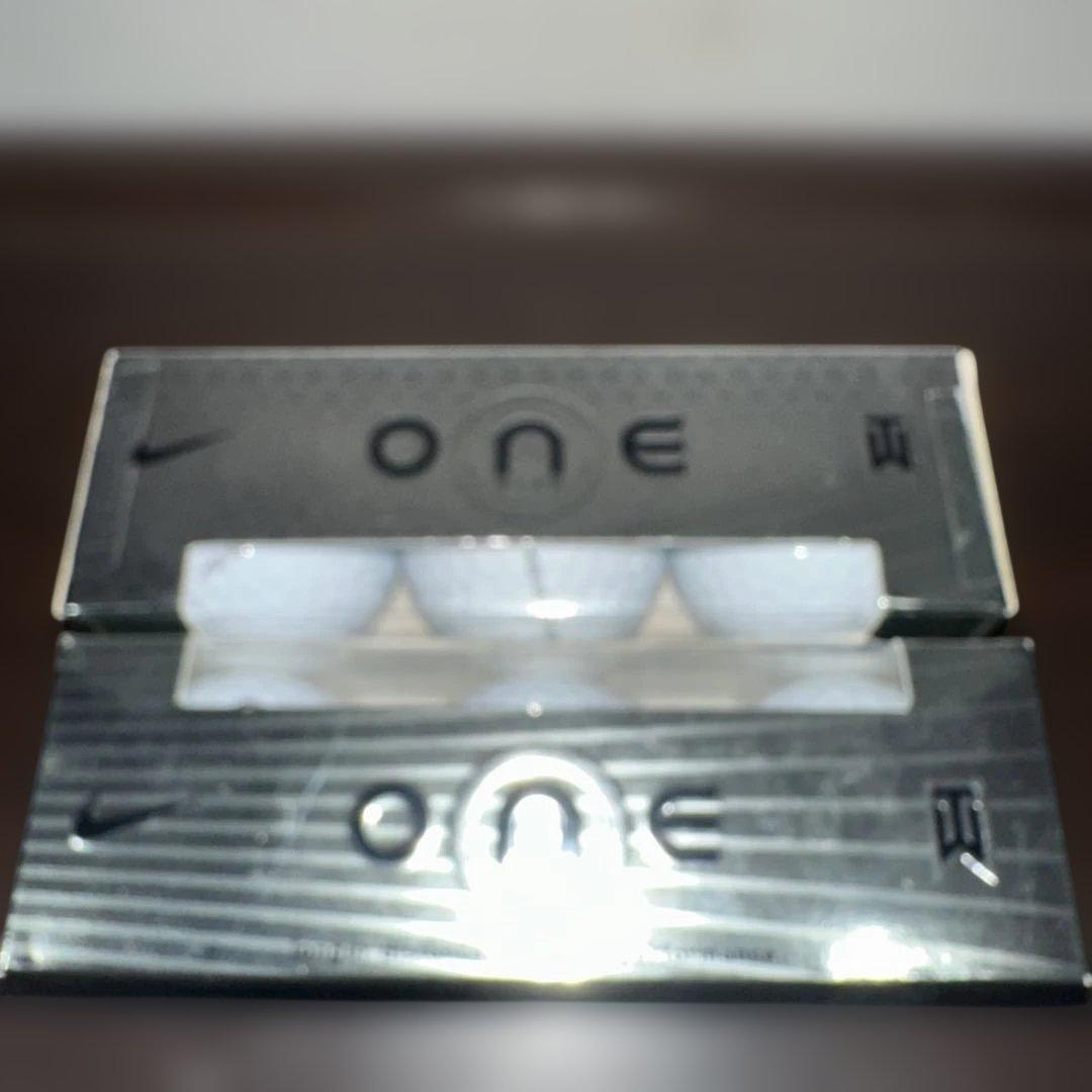 NIKE ゴルフボールJUICE ONE PD DISTANCE×￼LONG