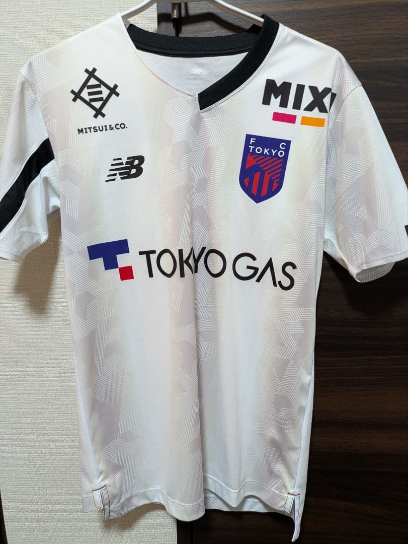 FC東京 荒木遼太郎 サイン入り アウェイ半袖
