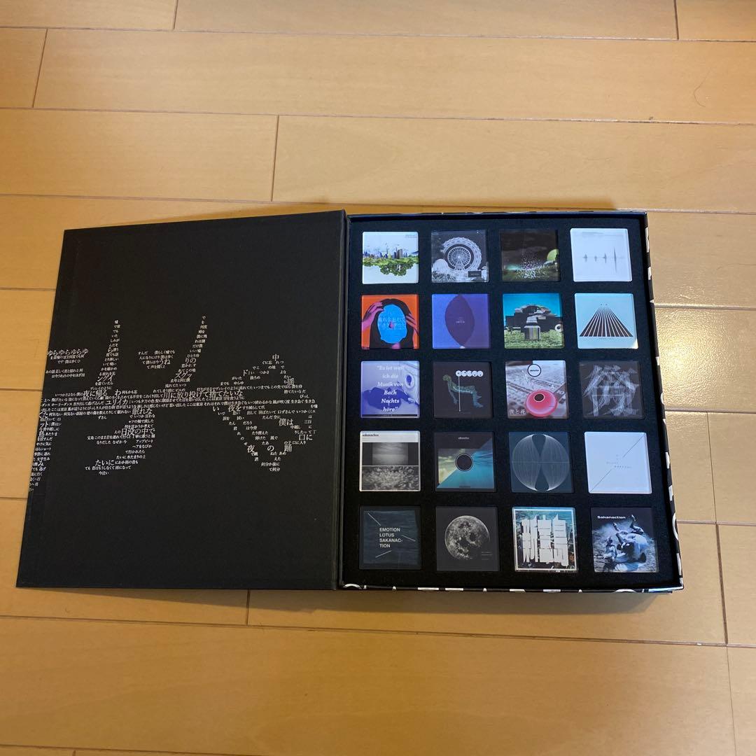 サカナクション10thANNIVERSARY ACRYLIC BADGEBOOK