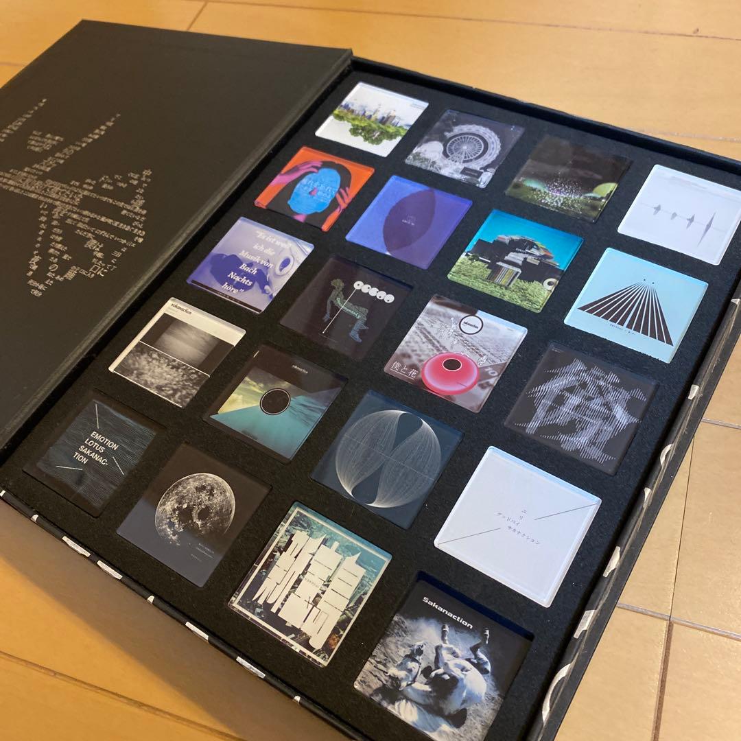 サカナクション10thANNIVERSARY ACRYLIC BADGEBOOK