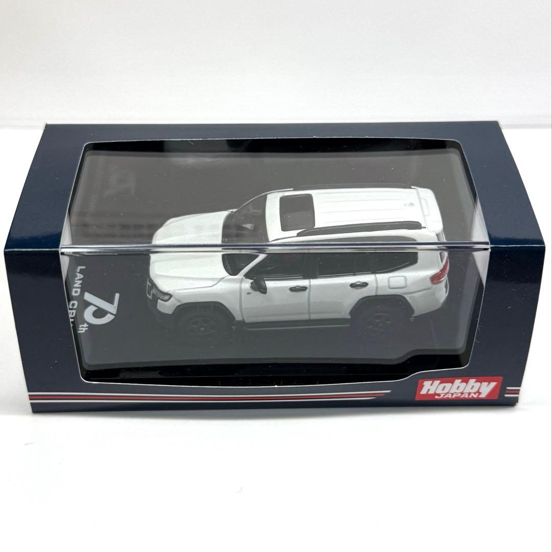 ホビージャパン　トヨタ　ランドクルーザー　300 GR SPORT 1/64