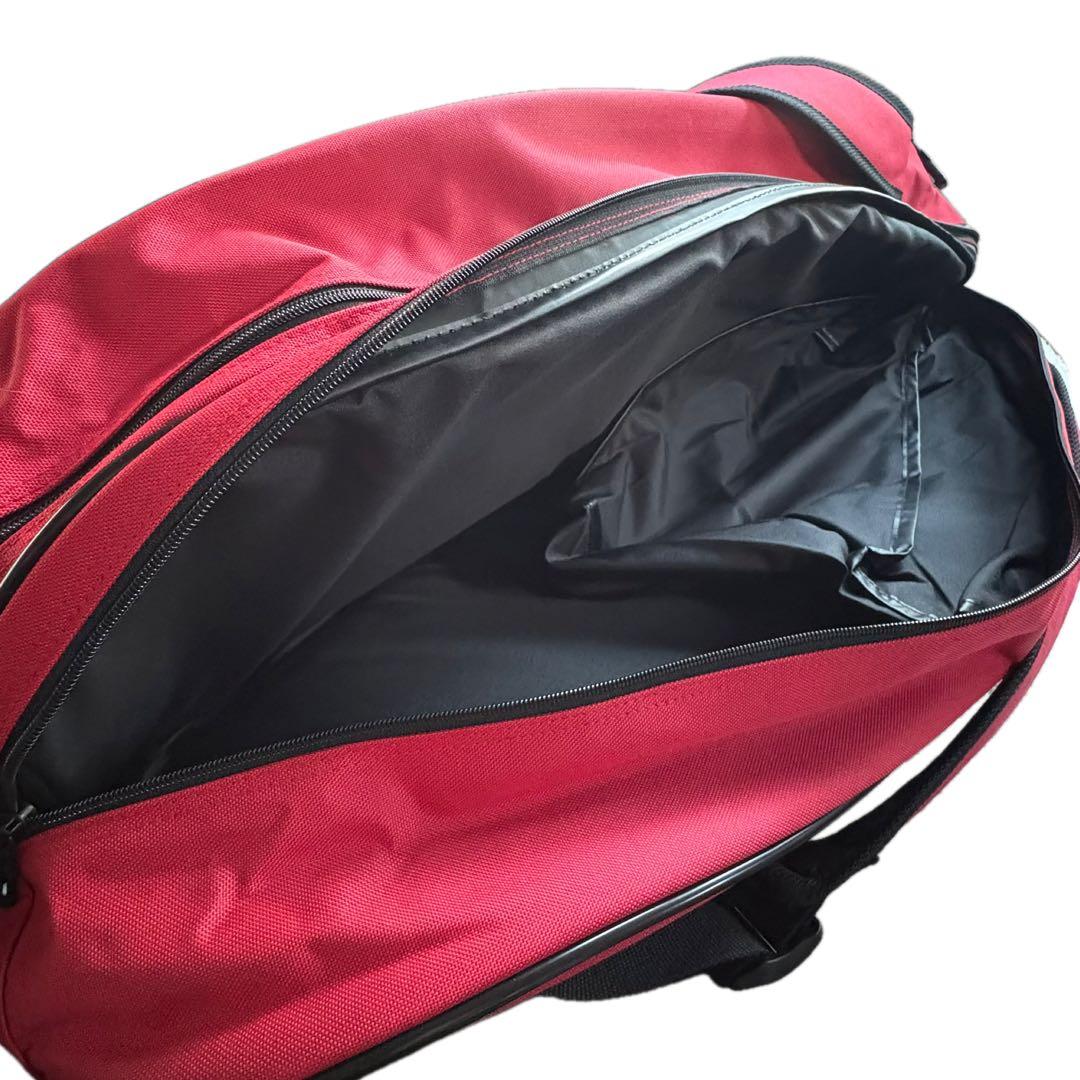 【新品タグ付き】YONEX ヨネックスラケットバッグ6 レッドBAG2532R