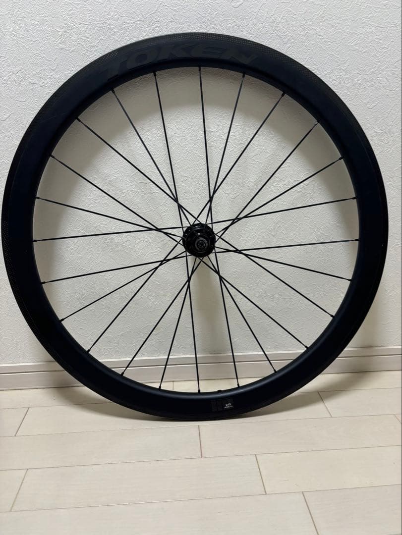 再値下げ！TOKEN カーボンホイール　RESOLUTE C45