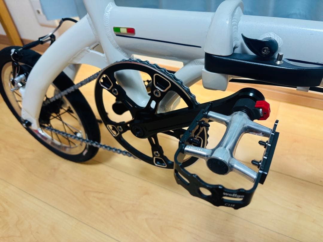 【愛知】SINA COVA 折りたたみ自転車 6.8kg