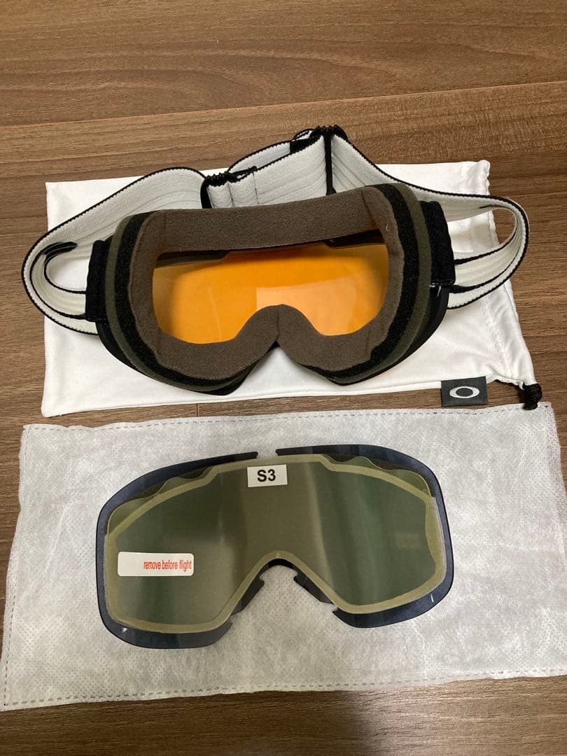 【新品】オークリー（OAKLEY）ゴーグル スペアレンズ付き Sサイズ