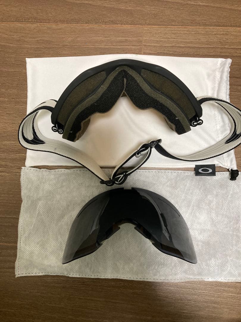 【新品】オークリー（OAKLEY）ゴーグル スペアレンズ付き Sサイズ