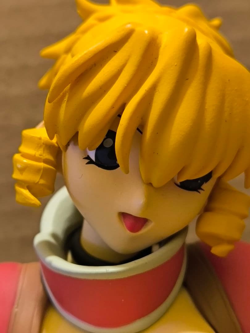 ゲームキャラクター フィギュア 約27cm