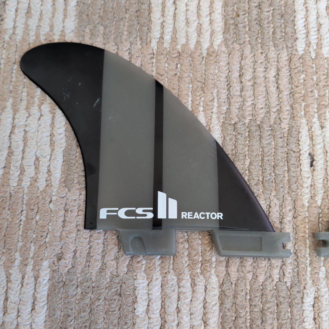 FCS REACTOR トライフィン M ネオグラス グレー/ブラック