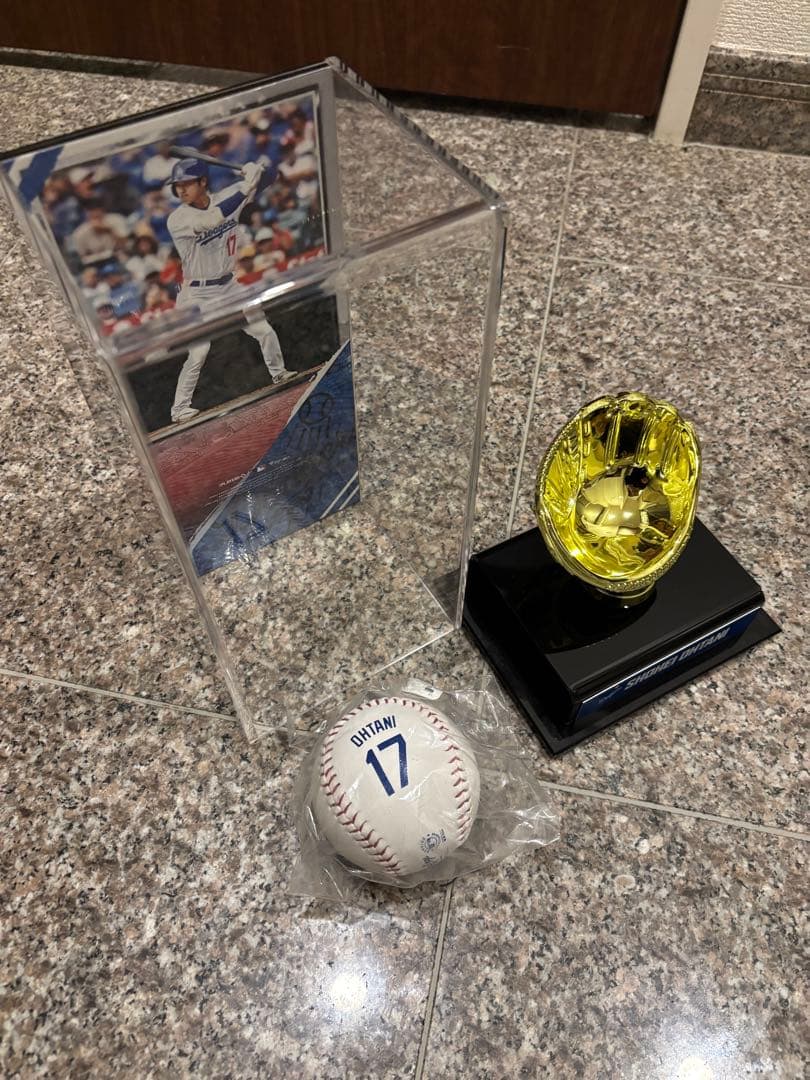 大谷翔平　ボール　ディスプレーケース Dodgers ドジャース　17 WBC