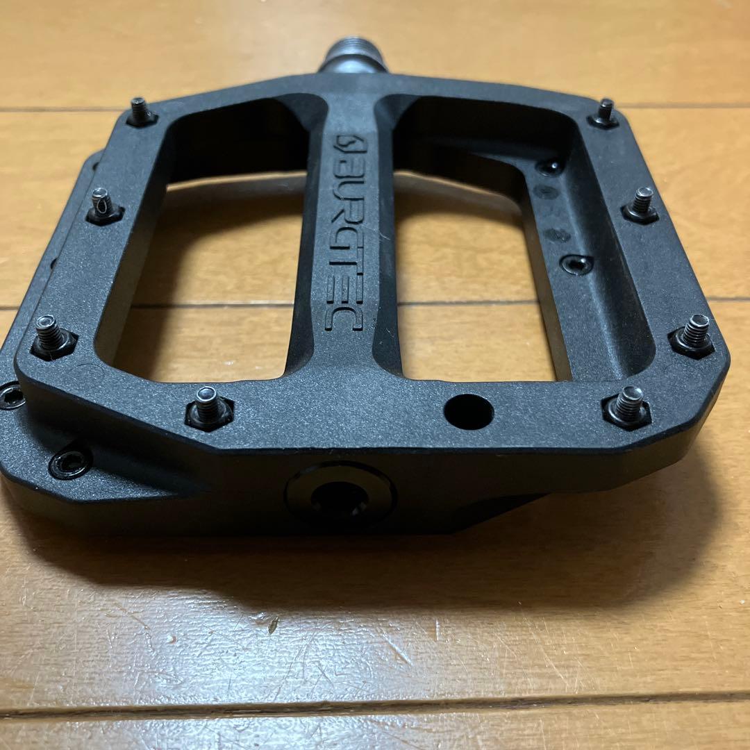 Burgtec MK4 コンポジットフラットペダル ブラック ワンサイズ