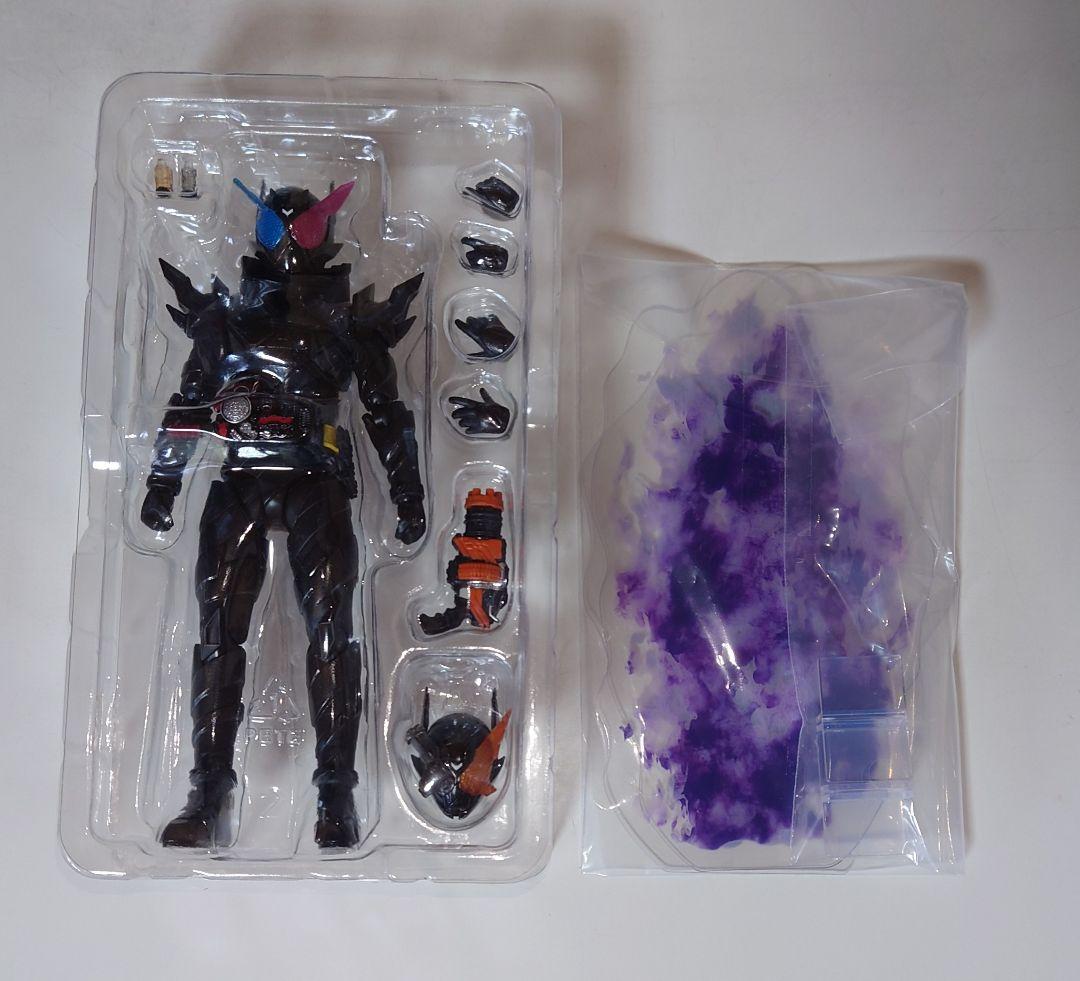 S.H.フィギュアーツ　仮面ライダービルド ラビットタンクハザードフォーム