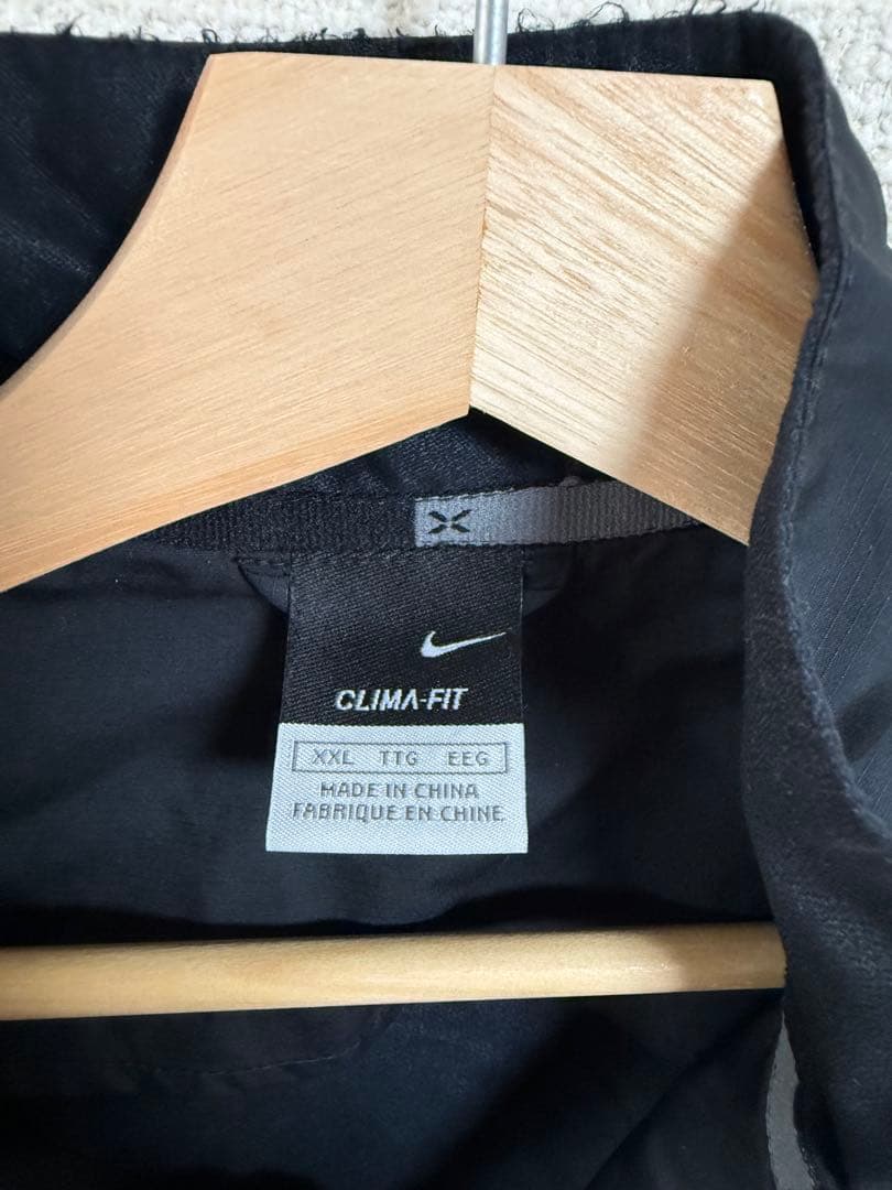 Nike ブラック ウィンドブレーカー　XXL