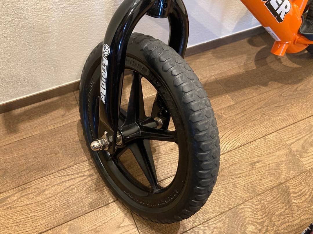 【日本正規品】ストライダー 12 スポーツ オレンジ【付属品・説明書付】