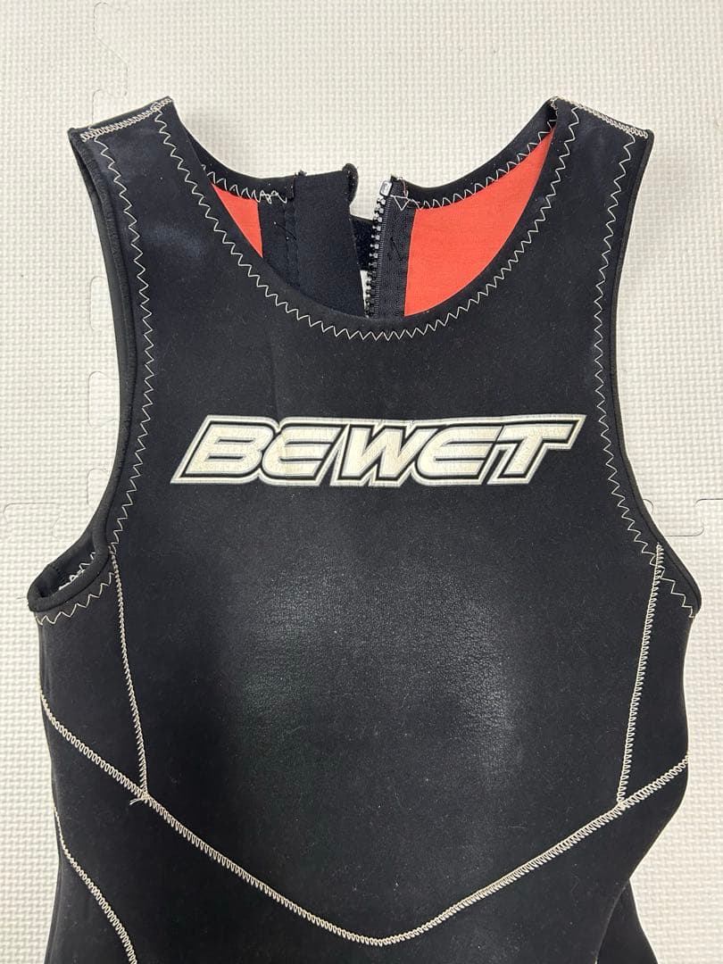 BE WET ビーウェット　ショートジョン ウェットスーツ　国内メーカー