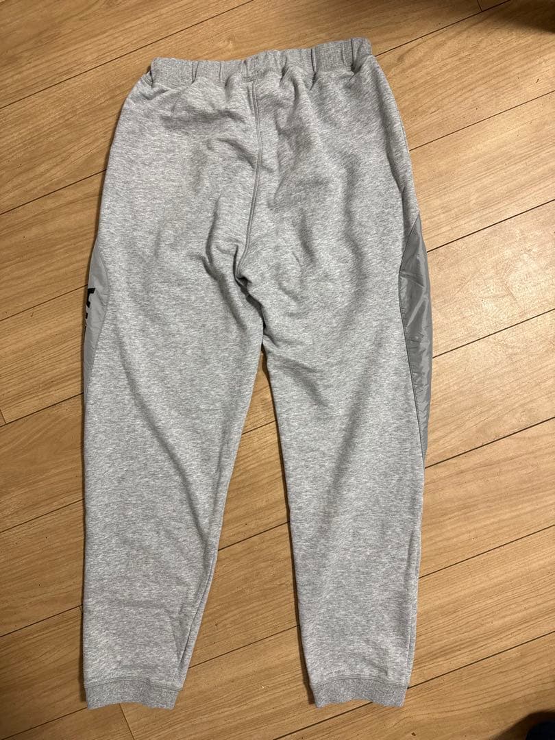 ATHLETA グレー ジャージ 上下セット