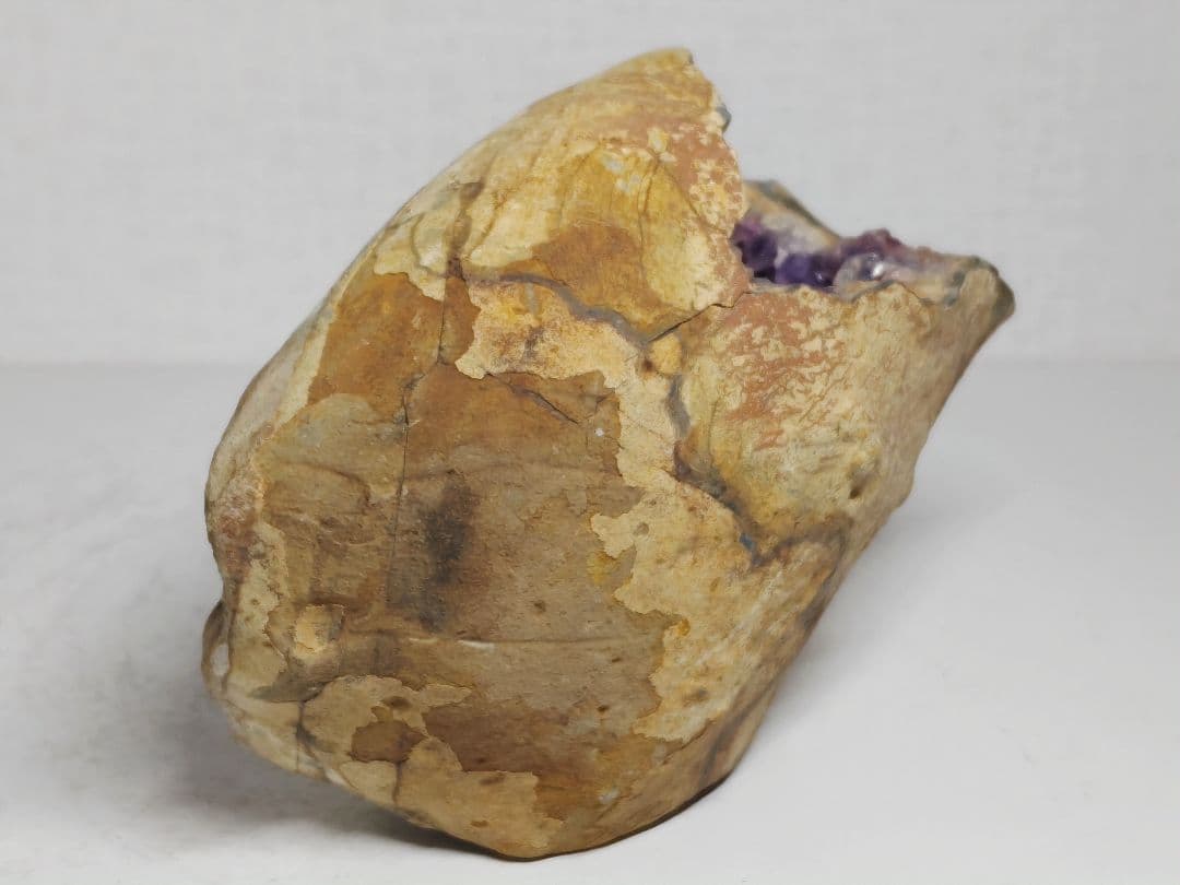 ジオード 1.2kg アメジスト 水晶 原石 鑑賞石 自然石 誕生石 鉱物 鉱石
