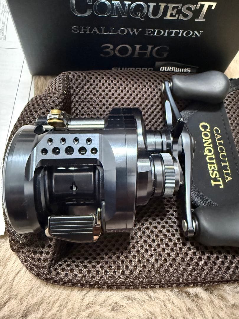 シマノ24カルカッタコンクエスト シャローエディション30HG
