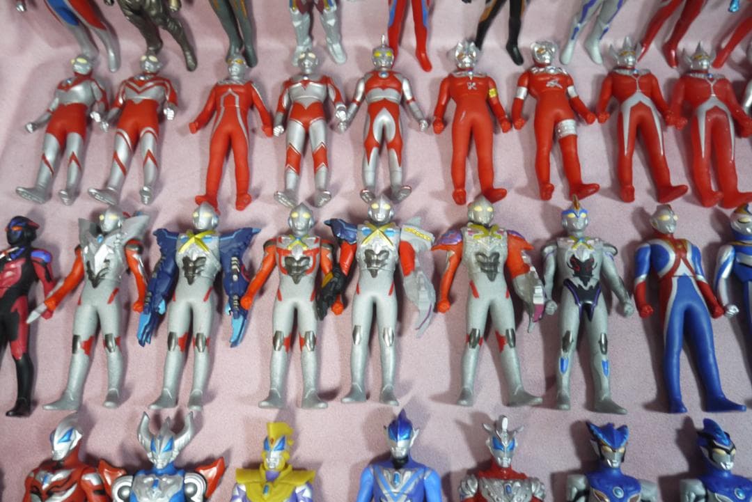 ウルトラヒーローシリーズ500　ウルトラマン　ソフビ　95体