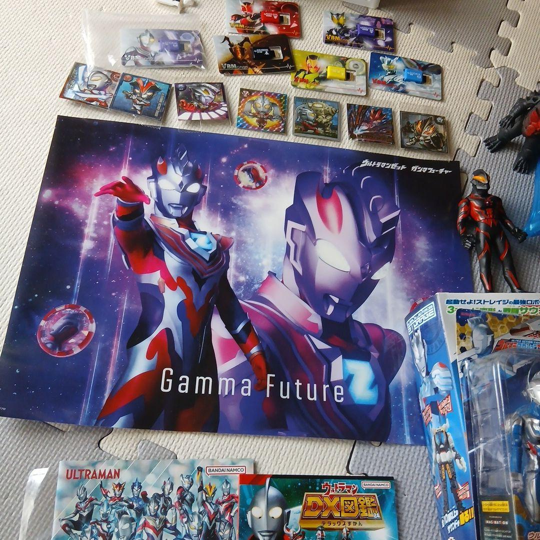 ゼットライザー　アクションフィギュア　メダル　キングジョー　バイタルブレス　百科