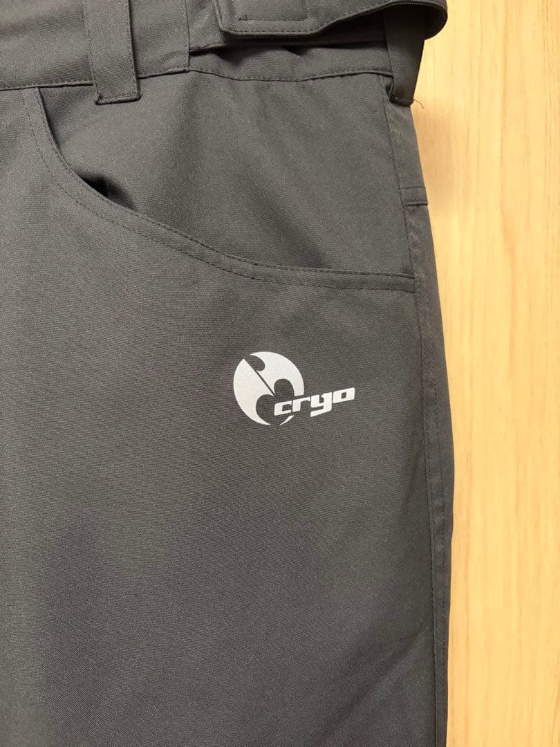 cryo スノーボードウェア　スキーウェア　パンツ