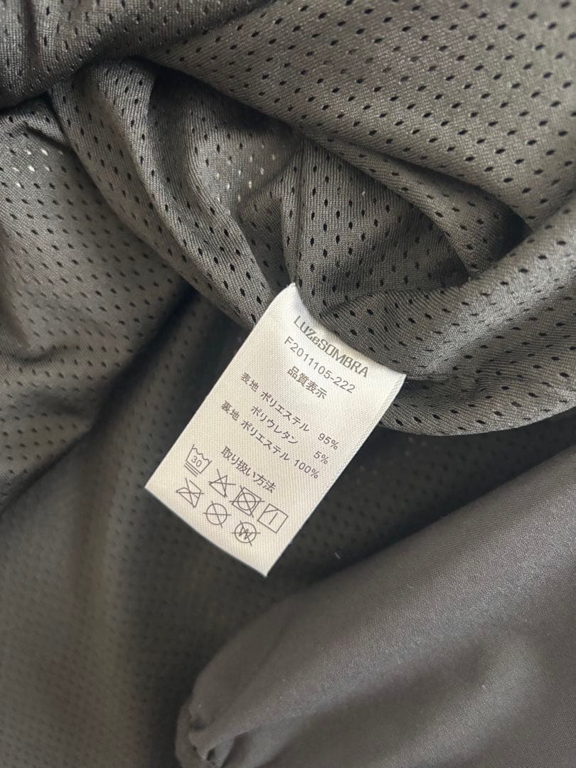 美品　ルースイソンブラ STRETCH TAFTA MESH JKT Lサイズ
