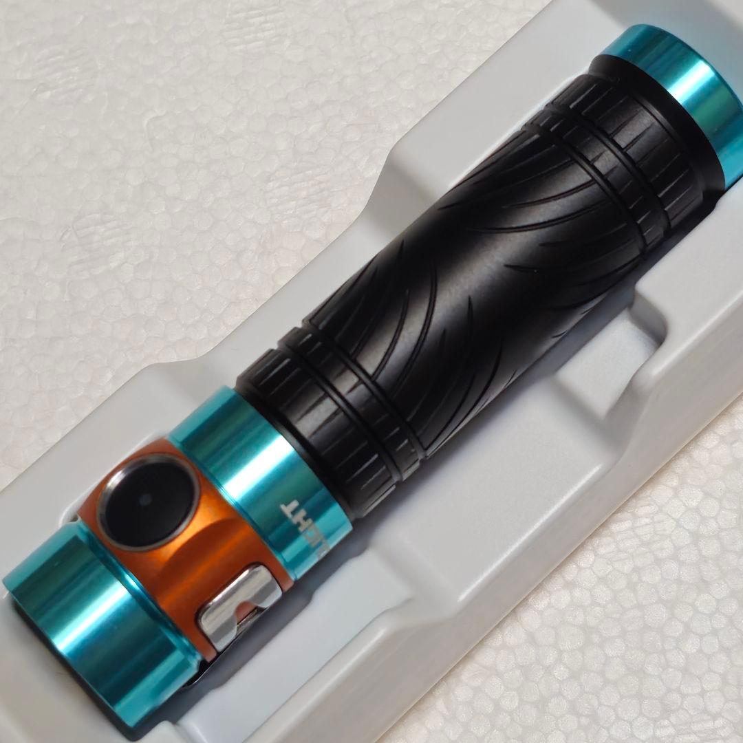 Olight Baton 3 Pro ロードスター 限定版