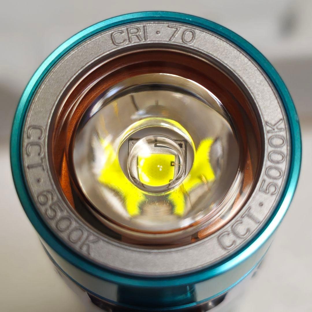 Olight Baton 3 Pro ロードスター 限定版