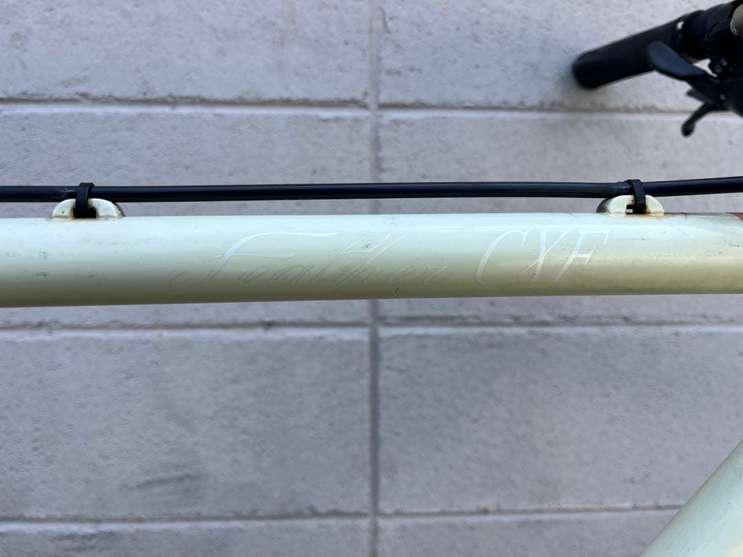 クロモリマニアの方に、Fuji、フラットバーシクロクロス、Feather CXF