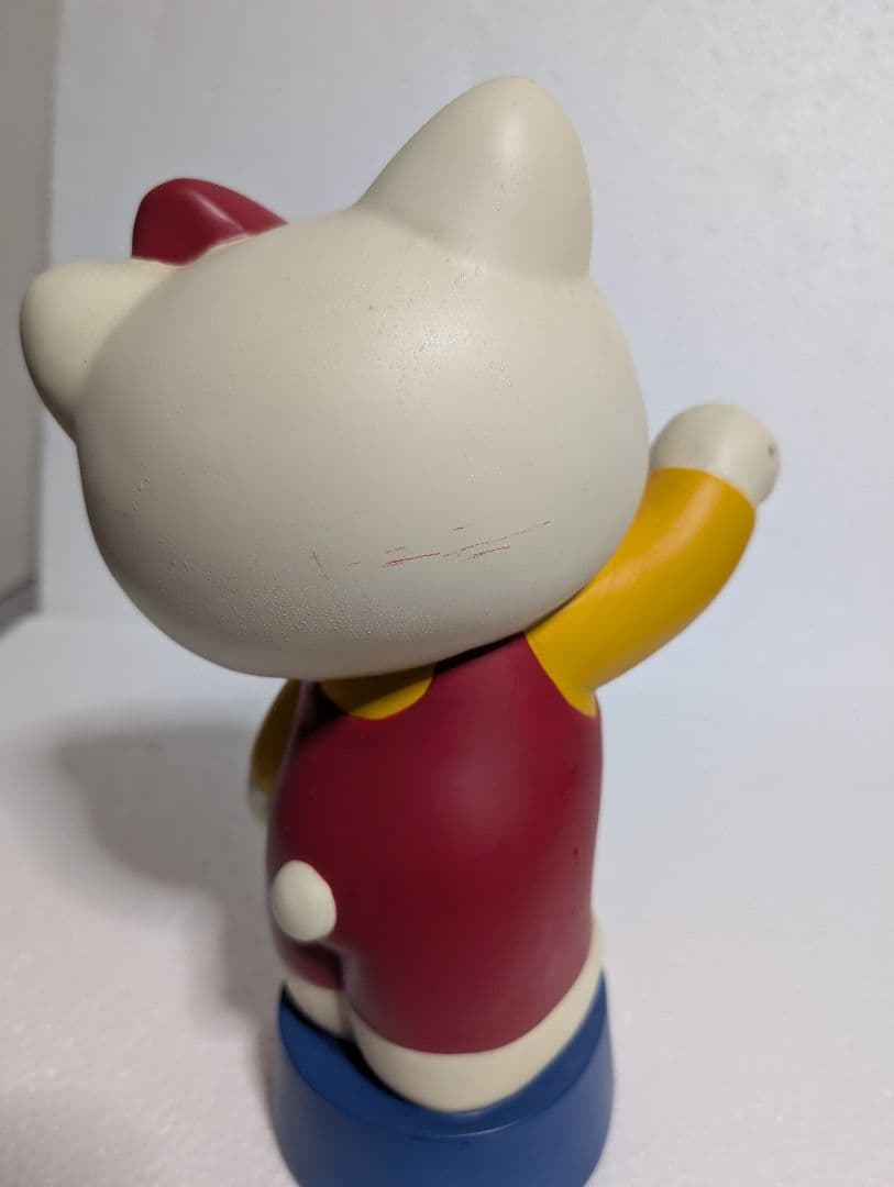 ハローキティ フィギュア 　陶器