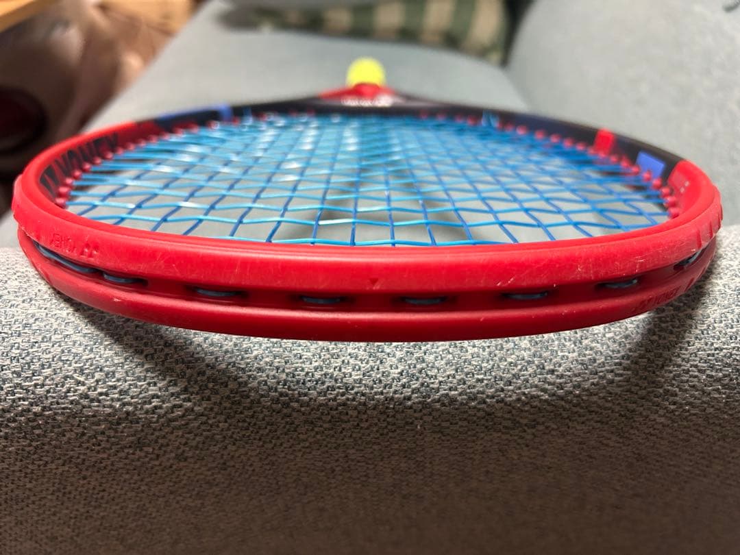 Yonex 硬式テニスラケット ブイコア98