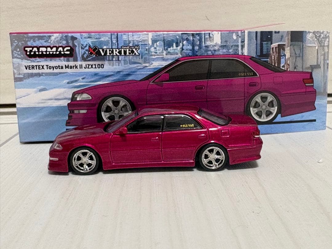 《新品箱付》1:64 トヨタ マークⅡ ミニカー