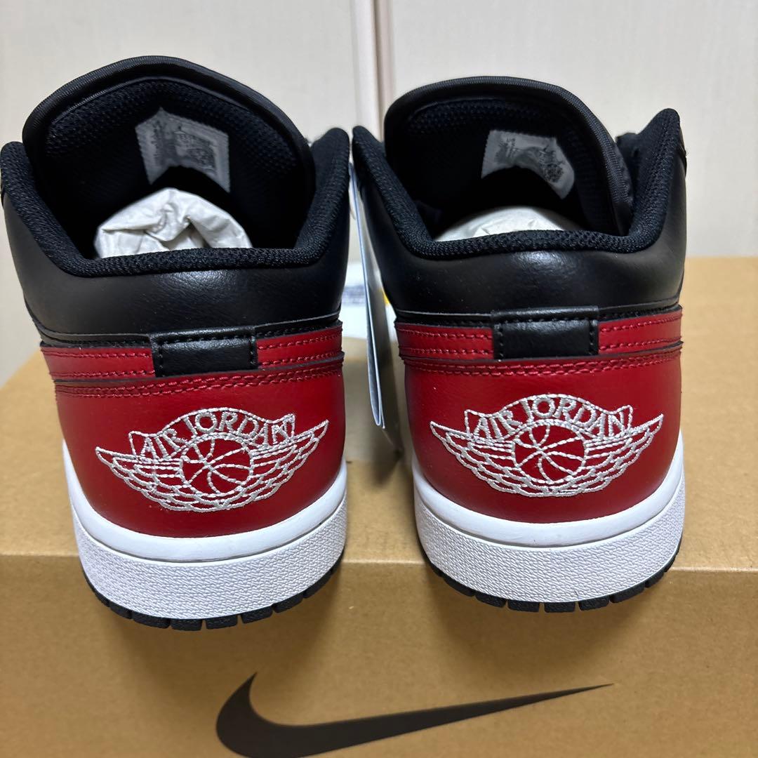 NIKE AIR JORDAN1 LOW ブレッド