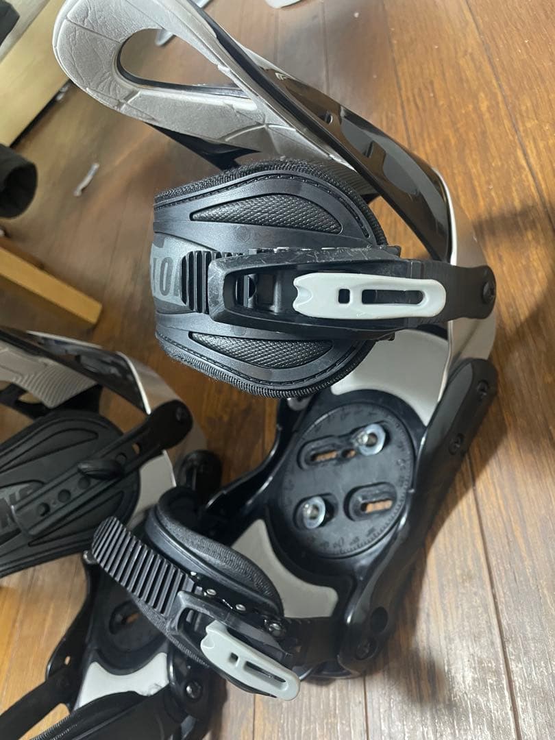 スノーボード　ビンディングセット