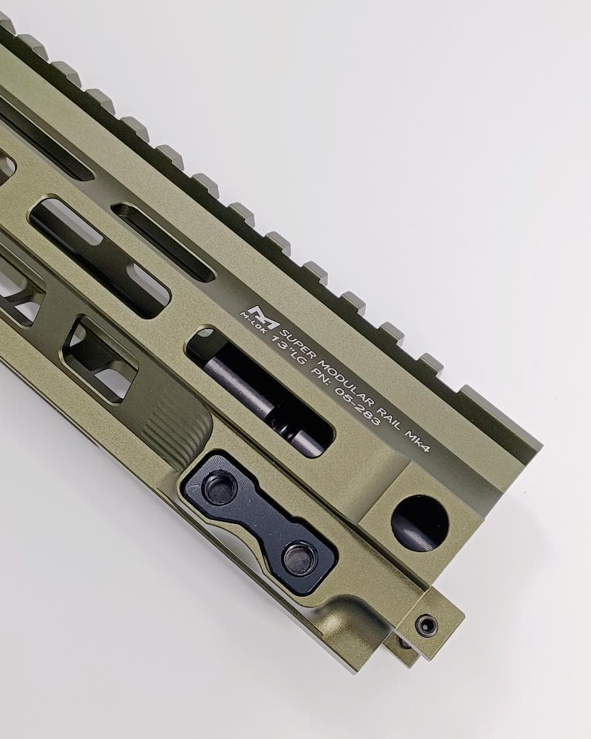 GEISSELE タイプ SMR MK4 13インチ OD M4ハンドガード