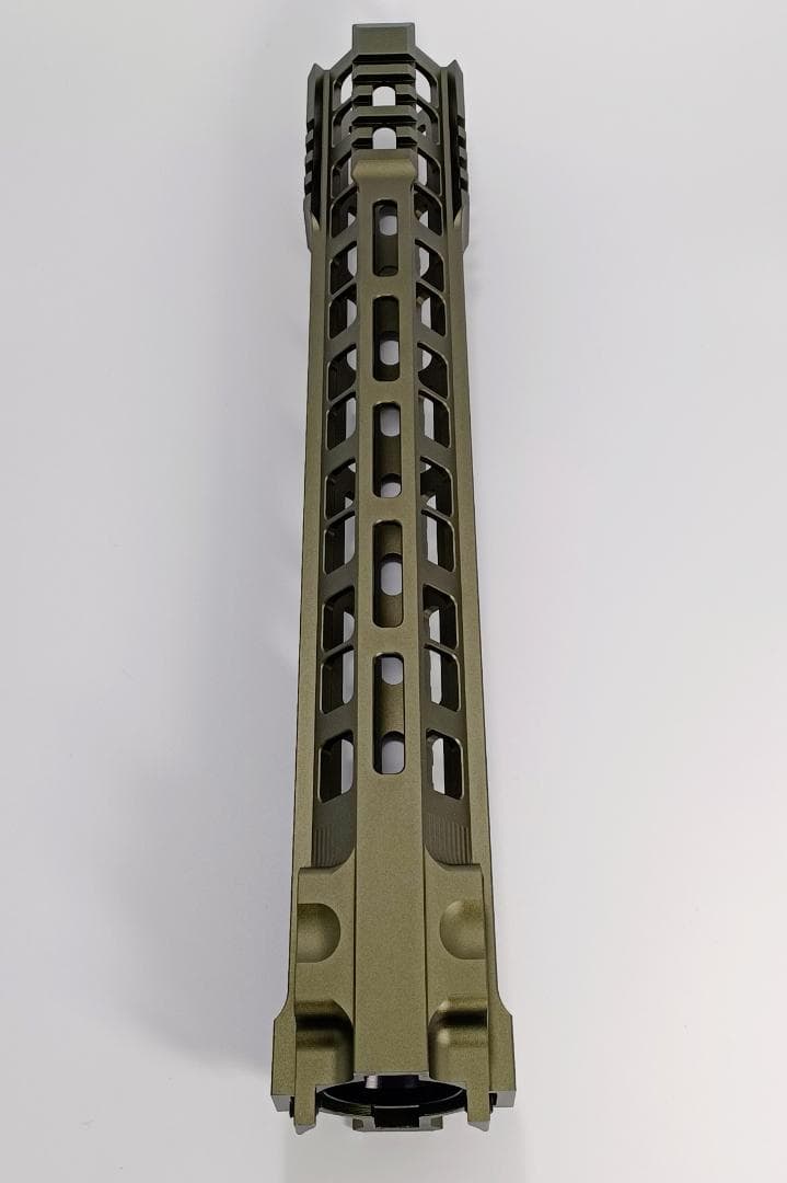 GEISSELE タイプ SMR MK4 13インチ OD M4ハンドガード