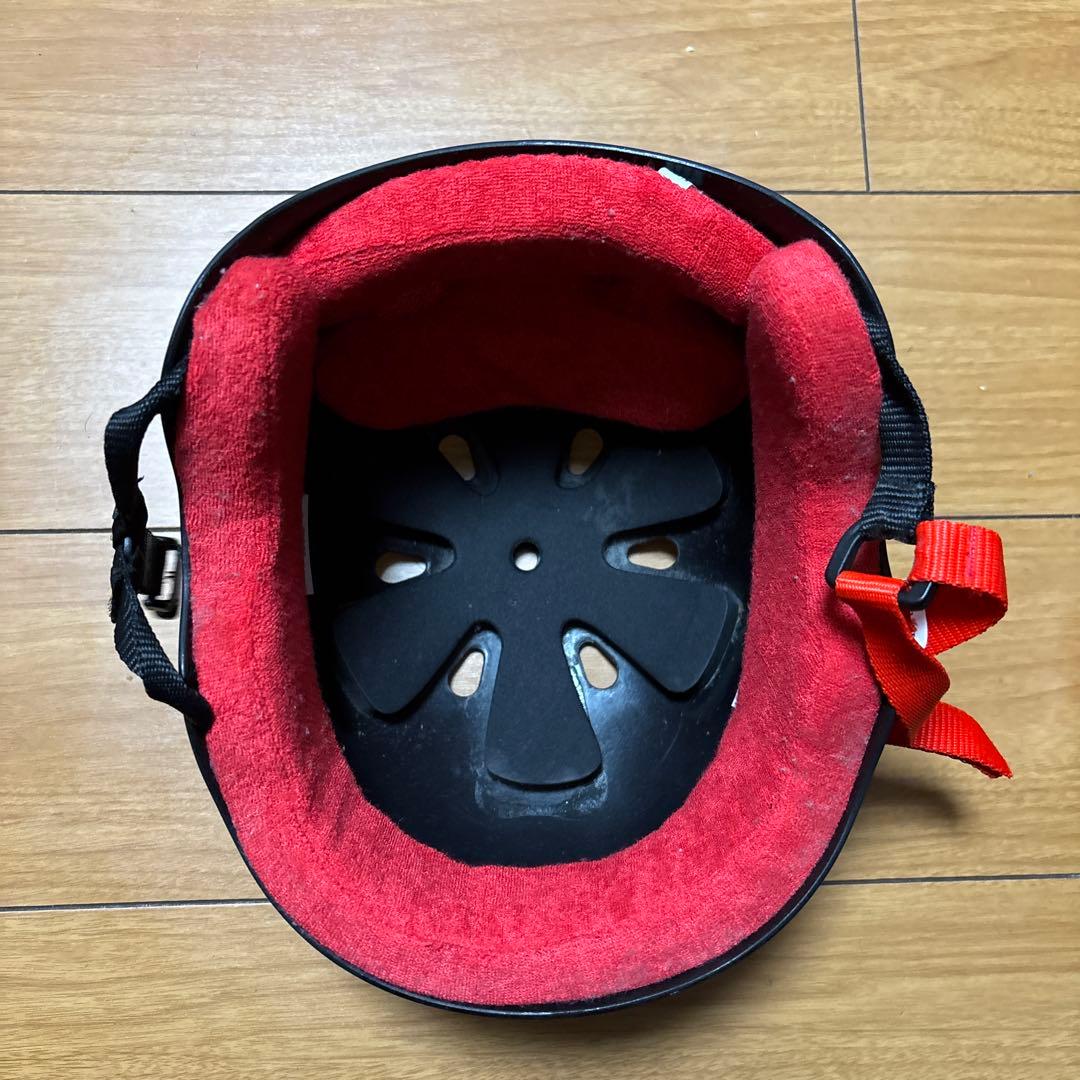 A*a様 triple eight ヘルメット 黒色