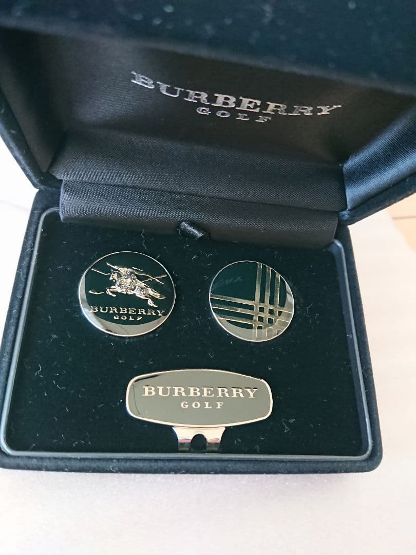 みーちゃんです！BURBERRY GOLF マーカーセット 新品！ 黒