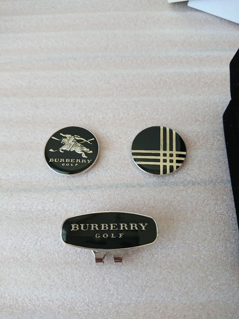 みーちゃんです！BURBERRY GOLF マーカーセット 新品！ 黒