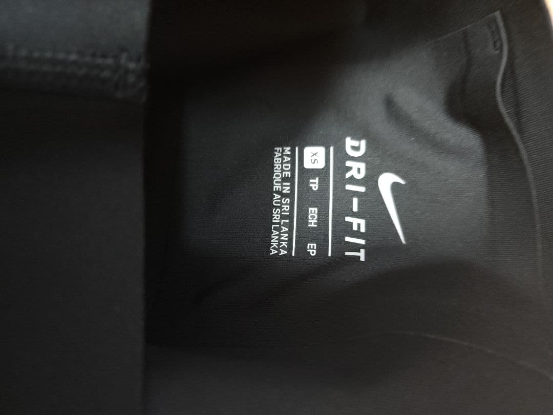 【美品】レディース上下セット★NIKEフィットネスウェア