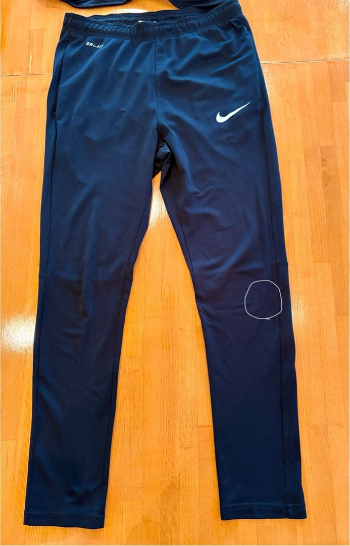 Nike サッカー　トレーニングウェア　上下セット
