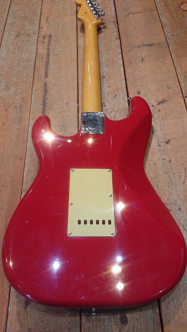 Squier Stratocaster SST-30 TRD JVシリアル