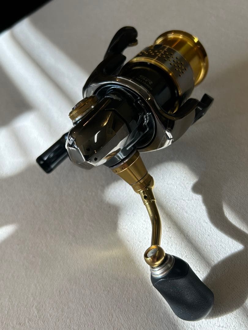 SHIMANO シマノ　１０　ステラ　C2500HGS