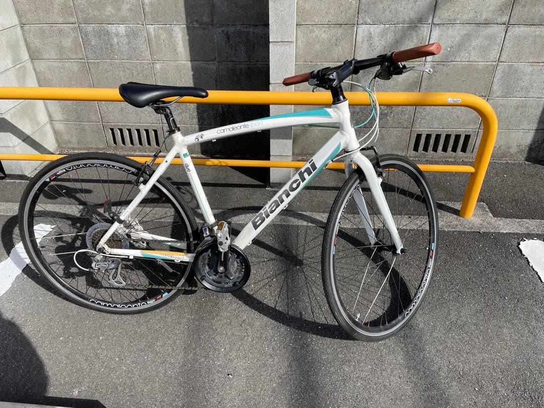 Bianchi クロスバイク ホワイト　引き取り希望