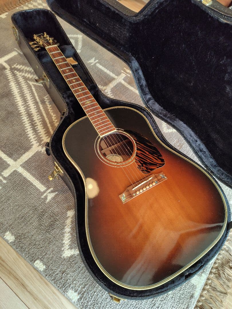 蒲焼き Gibson　J-45 Custom2016 純正ハードケース付属