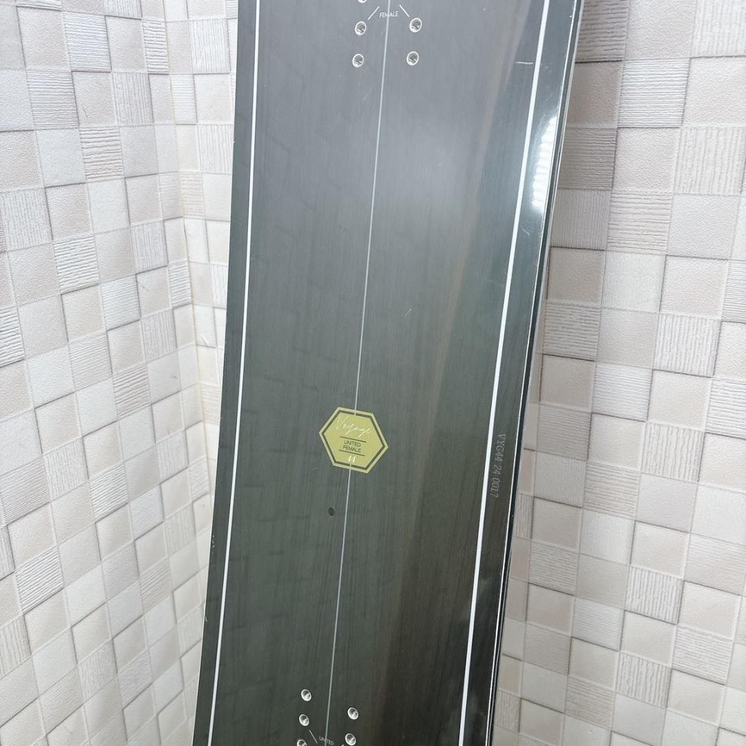 未使用 レディース スノーボード サブリナ VOYAGE 144cm 24-25