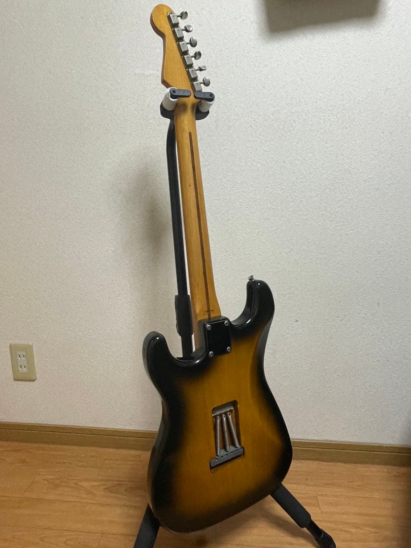 R*a様 Fender Stratocaster フェンダージャパン ストラトキ