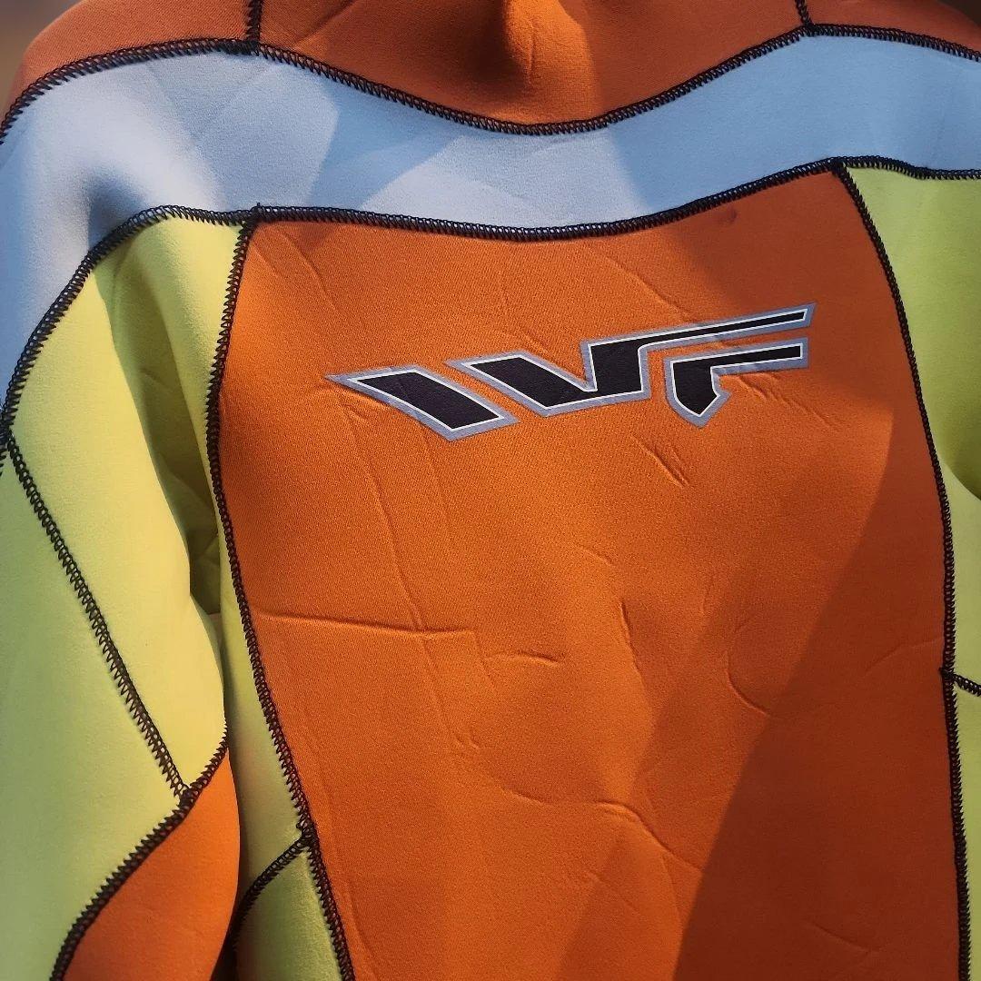 WORLD FORCE 長袖ウェットスーツ オレンジ/イエロー